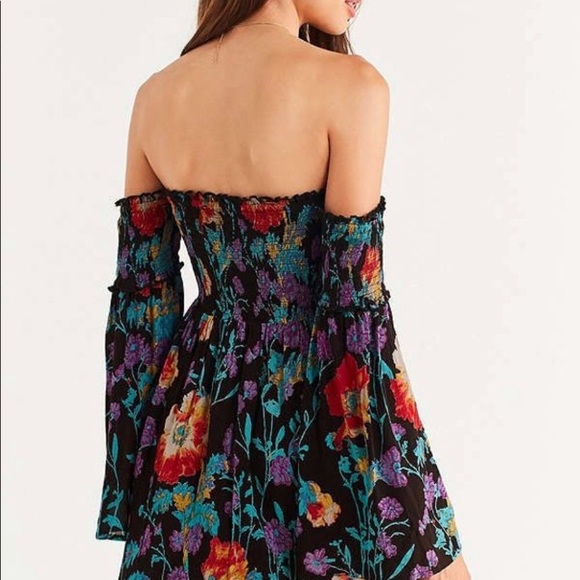 UO Ecote Floral Smocked Boho Dress Top - Picture 6 of 8